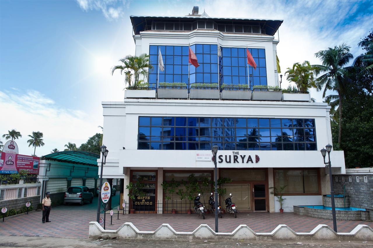 Hotel The Surya, Cochin Angamaly Exterior foto